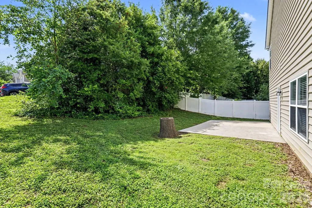 5618 Stowe Derby Drive Charlotte NC 28278