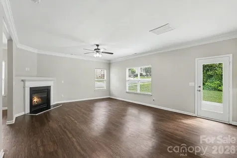 5618 Stowe Derby Drive Charlotte NC 28278