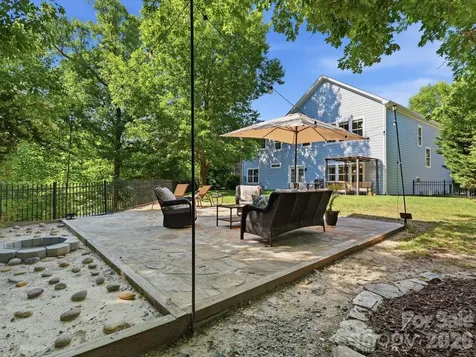 5017 Hedgebrook Lane Waxhaw NC 28173