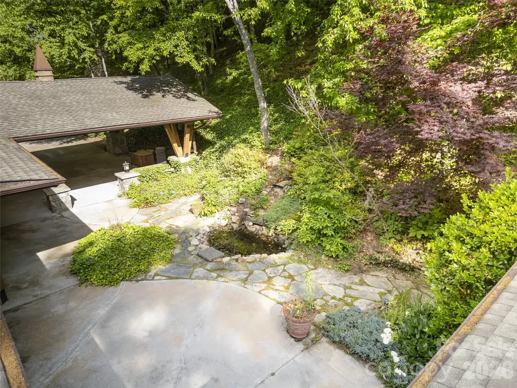 1126 Scenic Circle Waynesville NC 28786