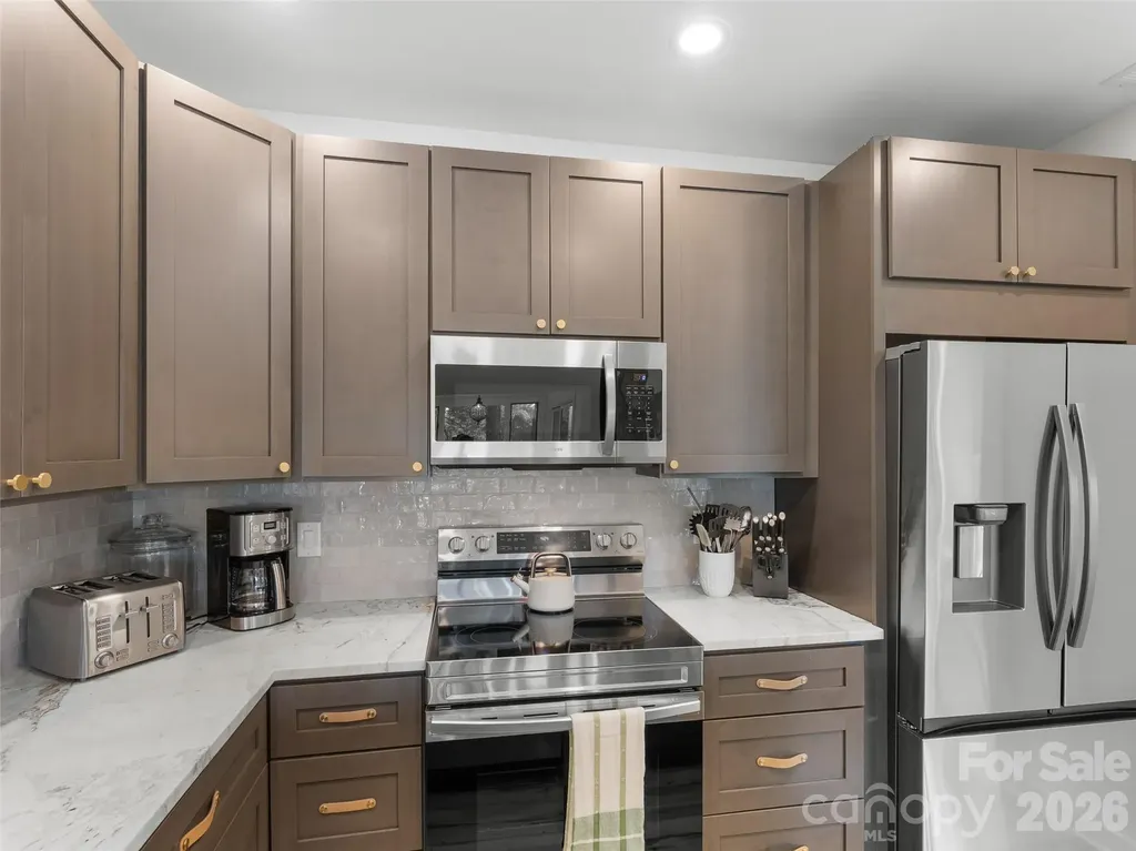 144 Racquet Club Villas Drive Sapphire NC 28774