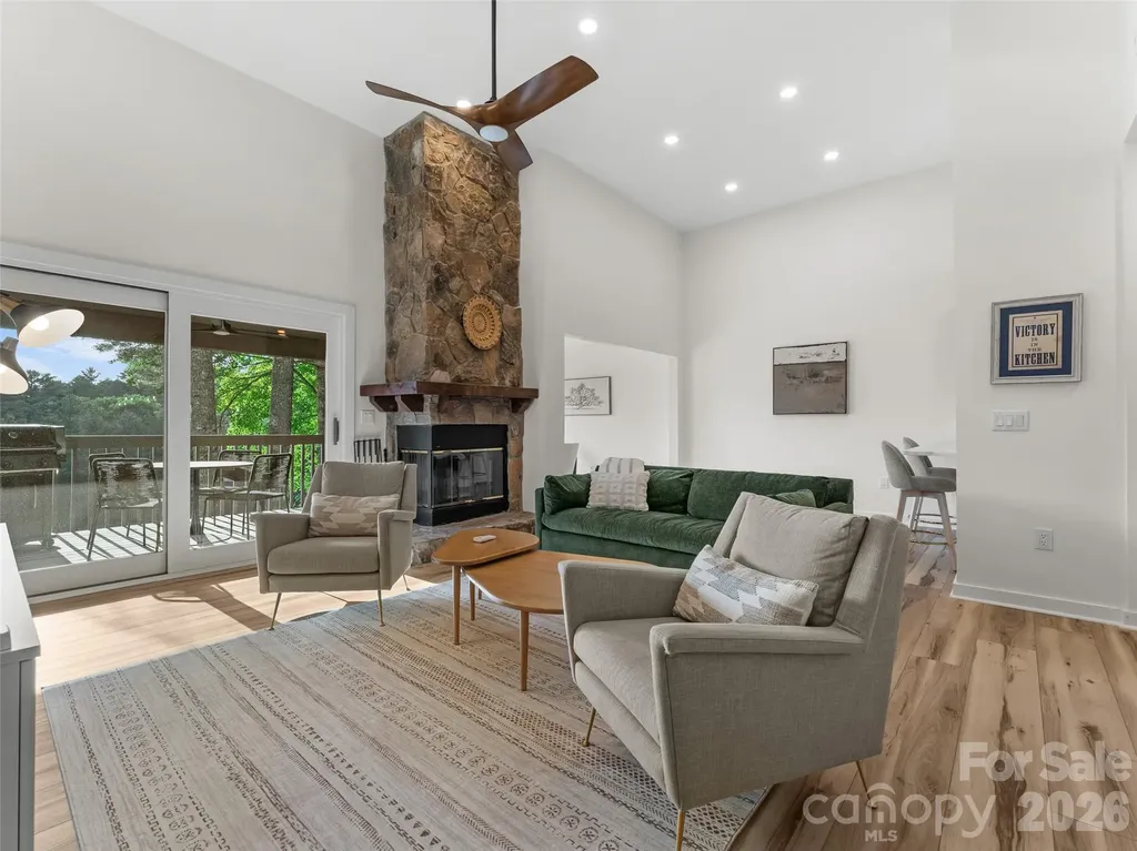 144 Racquet Club Villas Drive Sapphire NC 28774
