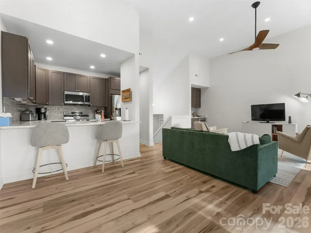 144 Racquet Club Villas Drive Sapphire NC 28774