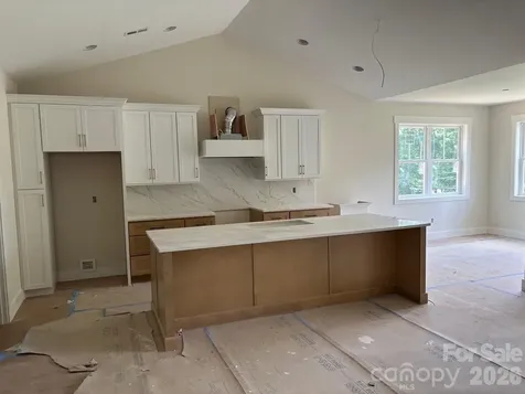 148 Triple Fairways Drive Hendersonville NC 28739