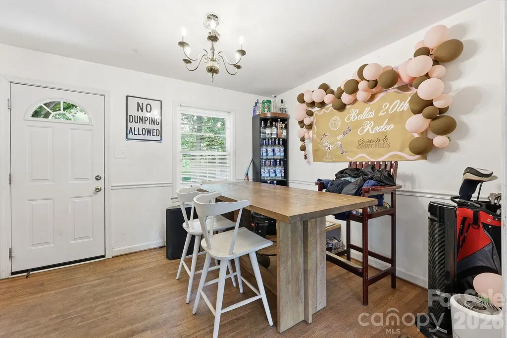 9201 Sandburg Avenue Charlotte NC 28213
