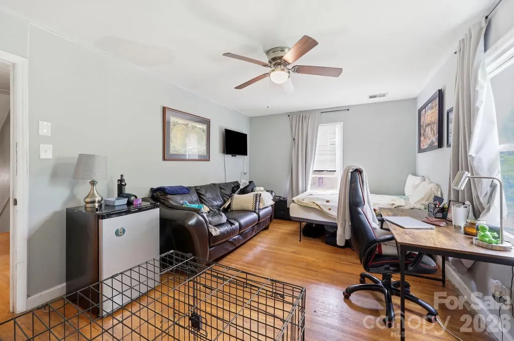 9201 Sandburg Avenue Charlotte NC 28213