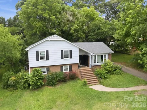 9201 Sandburg Avenue Charlotte NC 28213