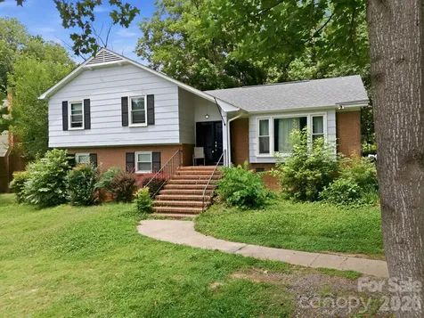 9201 Sandburg Avenue Charlotte NC 28213