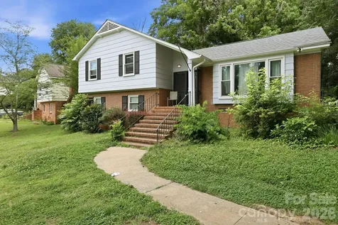9201 Sandburg Avenue Charlotte NC 28213