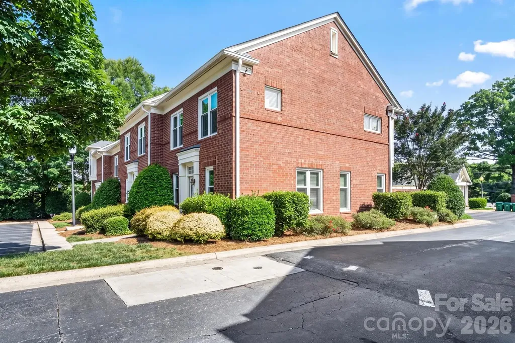 2538 Dilworth Heights Lane Charlotte NC 28209
