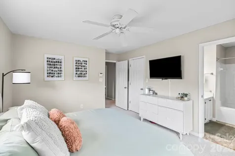 2538 Dilworth Heights Lane Charlotte NC 28209