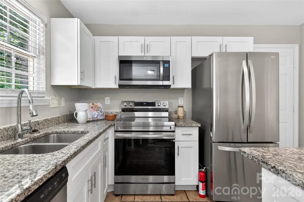 12624 Cardinal Woods Drive Pineville NC 28134