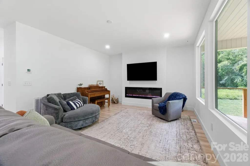 1906 Maius Drive Conover NC 28613