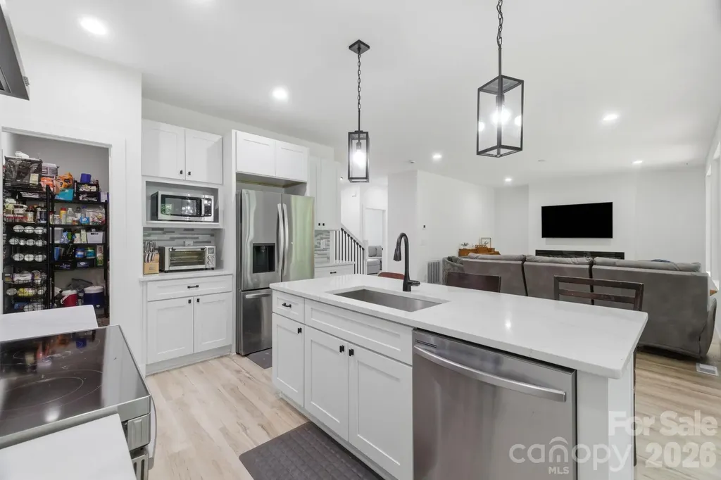 1906 Maius Drive Conover NC 28613
