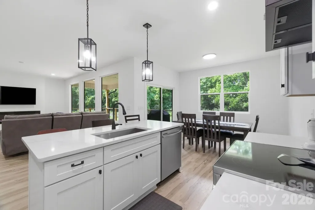 1906 Maius Drive Conover NC 28613