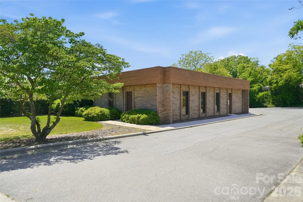 319 Mocksville Avenue Salisbury NC 28144