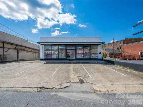 105 W Henderson Street Marion NC 28752