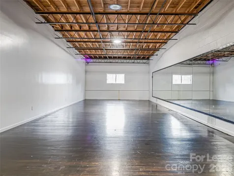 105 W Henderson Street Marion NC 28752