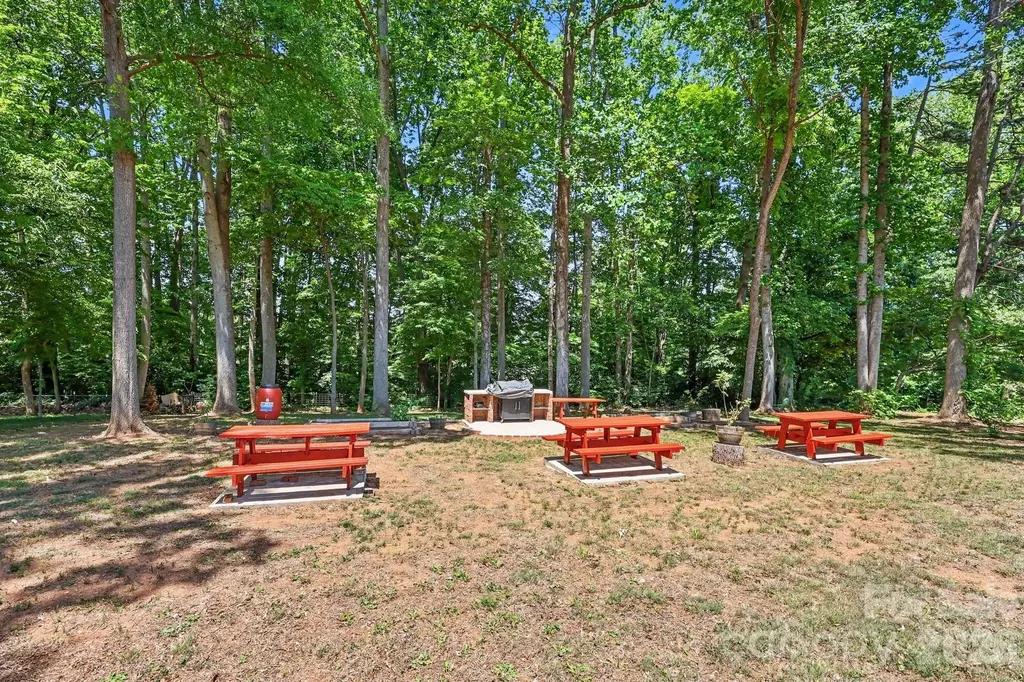 1210 Edgedale Drive Salisbury NC 28144