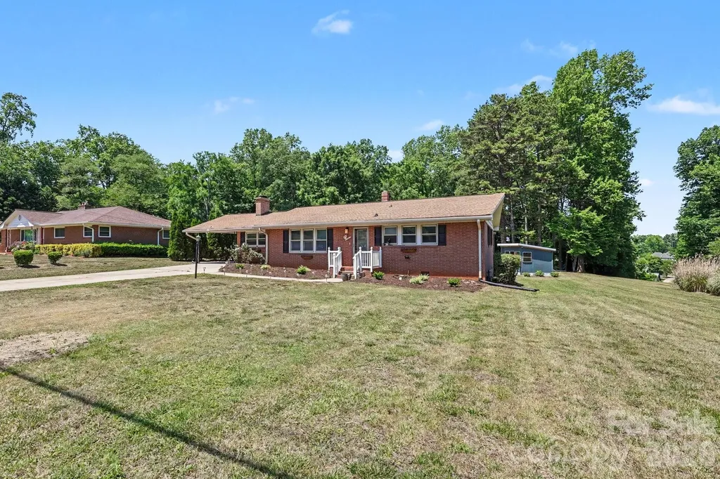 1210 Edgedale Drive Salisbury NC 28144