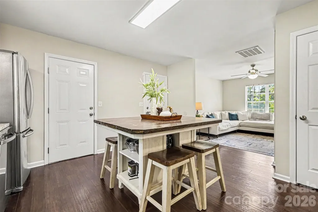 2540 Elmin Street Charlotte NC 28208