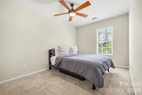 2540 Elmin Street Charlotte NC 28208