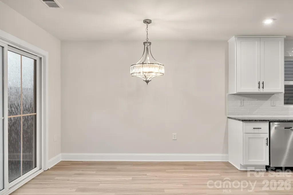 4238 Mackinnon Drive Charlotte NC 28214