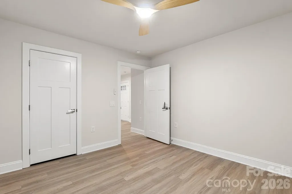 4238 Mackinnon Drive Charlotte NC 28214