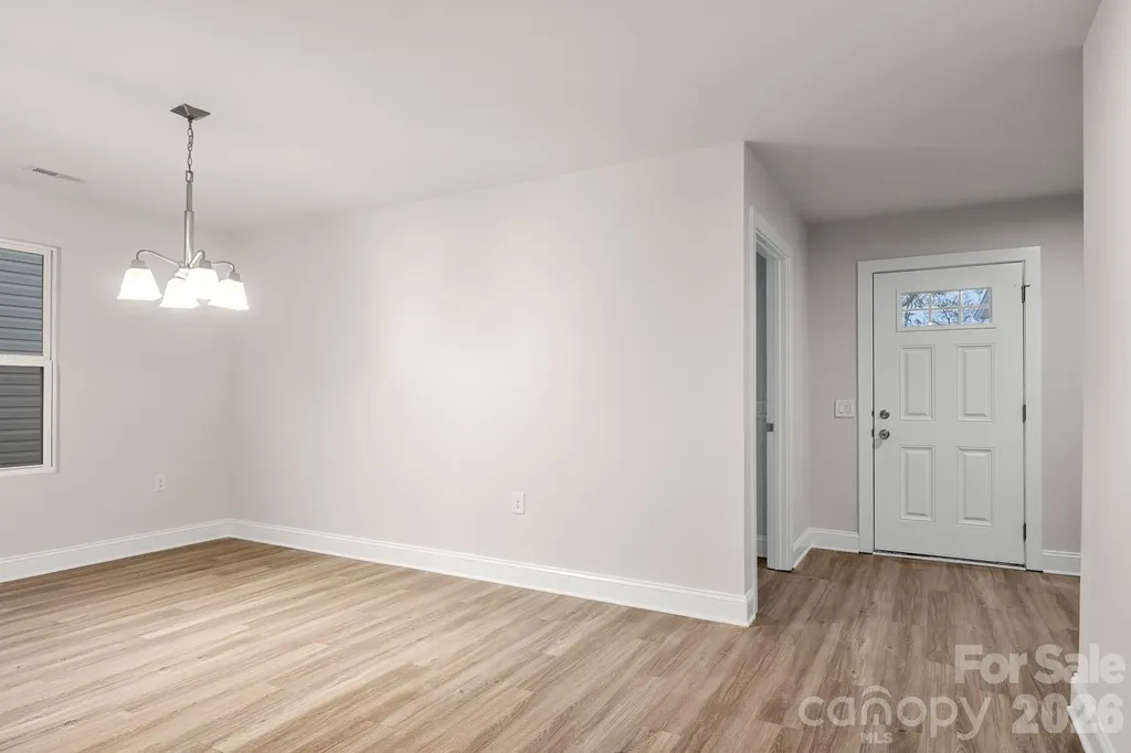 4238 Mackinnon Drive Charlotte NC 28214