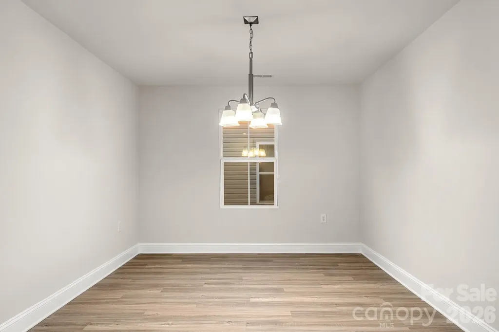 4238 Mackinnon Drive Charlotte NC 28214