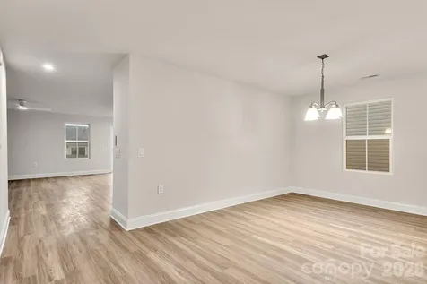 4238 Mackinnon Drive Charlotte NC 28214