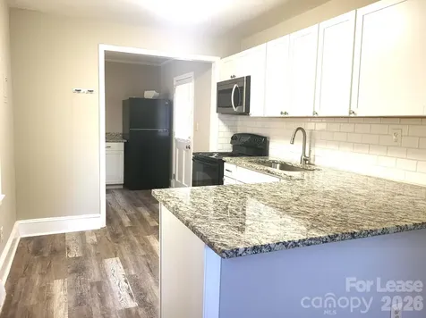 3731 Dresden Drive E Charlotte NC 28205