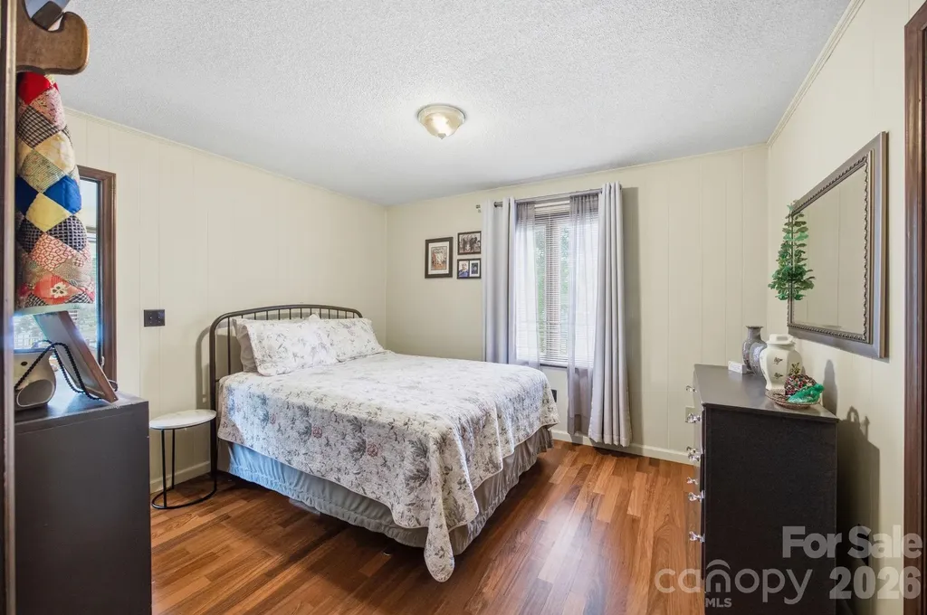 220 Shoreline Loop Mooresville NC 28117