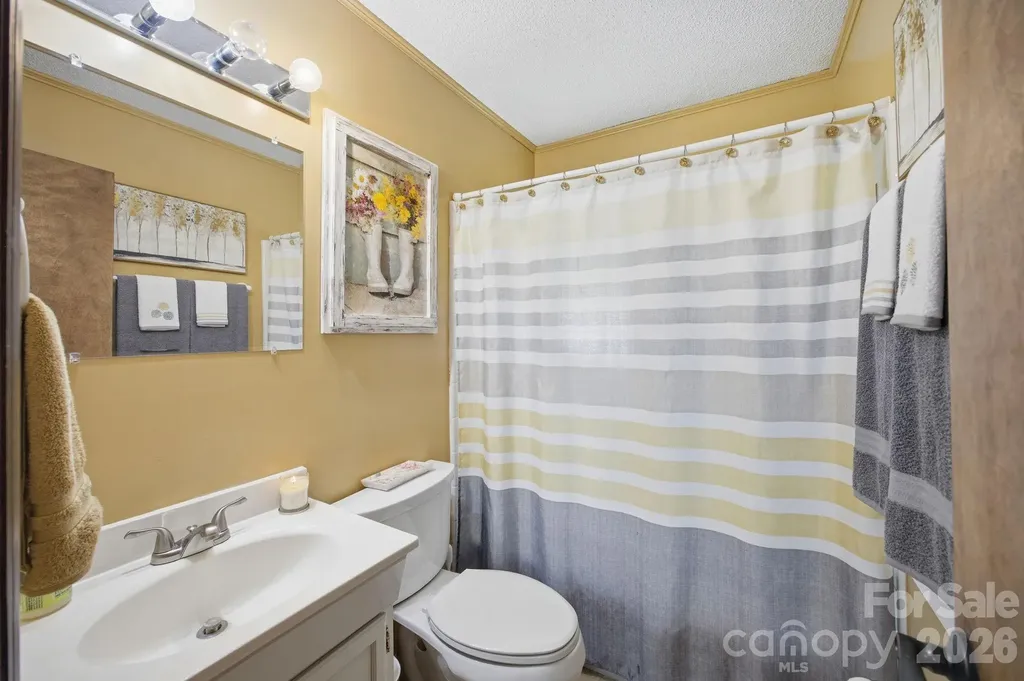 220 Shoreline Loop Mooresville NC 28117
