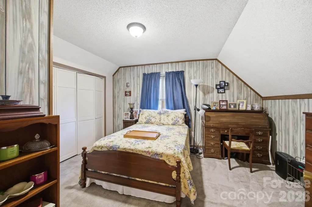 220 Shoreline Loop Mooresville NC 28117
