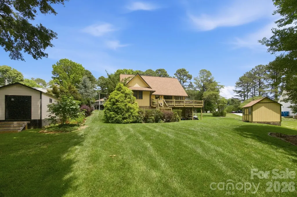 220 Shoreline Loop Mooresville NC 28117