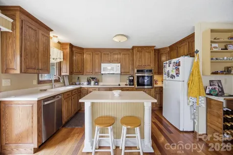 220 Shoreline Loop Mooresville NC 28117