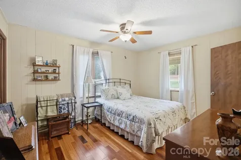 220 Shoreline Loop Mooresville NC 28117