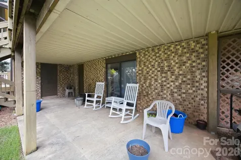 220 Shoreline Loop Mooresville NC 28117