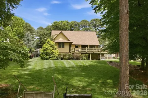 220 Shoreline Loop Mooresville NC 28117