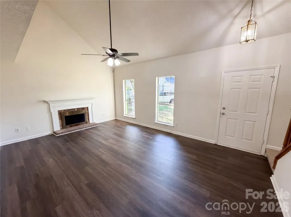 4720 Topsail Court Charlotte NC 28212