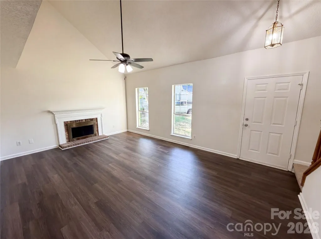 4720 Topsail Court Charlotte NC 28212