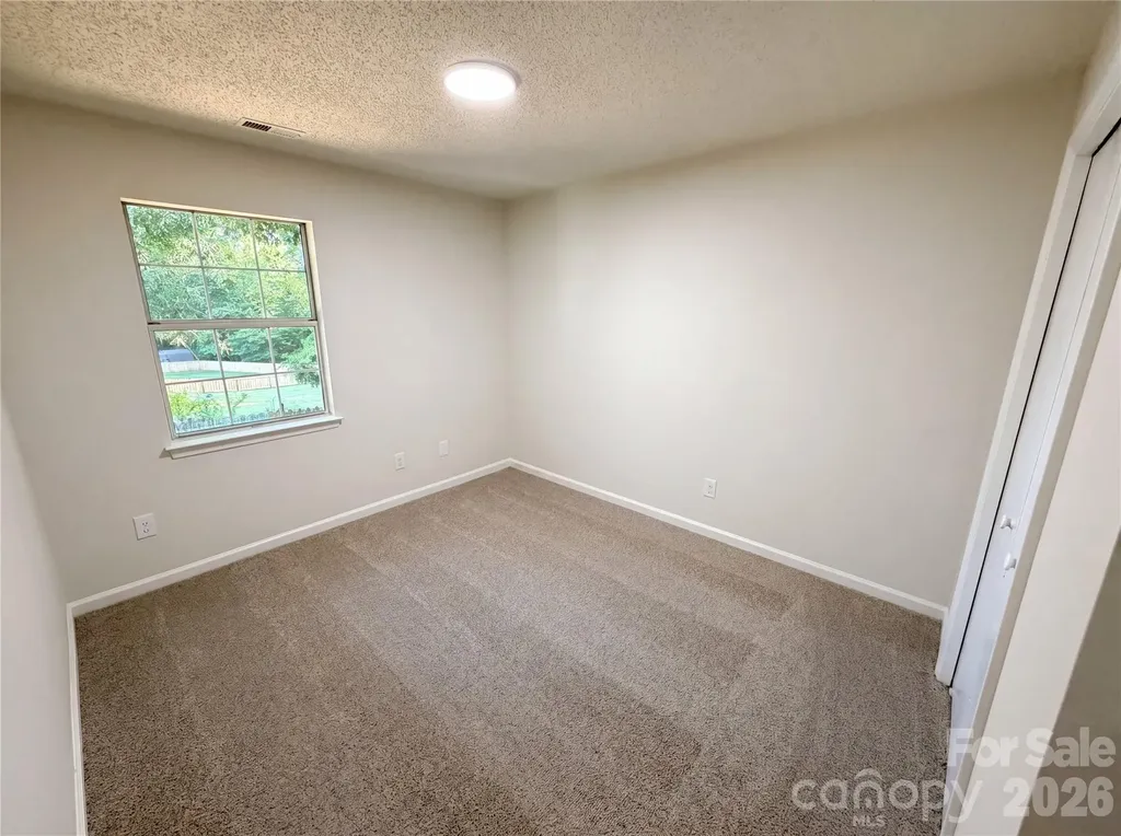 4720 Topsail Court Charlotte NC 28212
