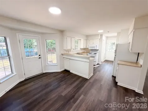 4720 Topsail Court Charlotte NC 28212