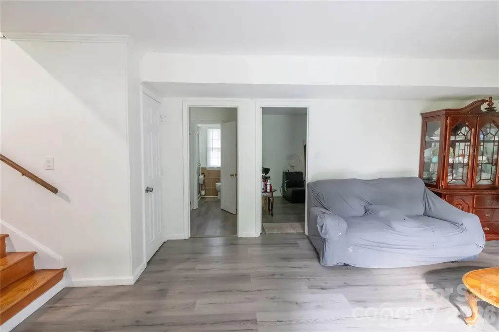 2545 Cedarwild Road Charlotte NC 28212