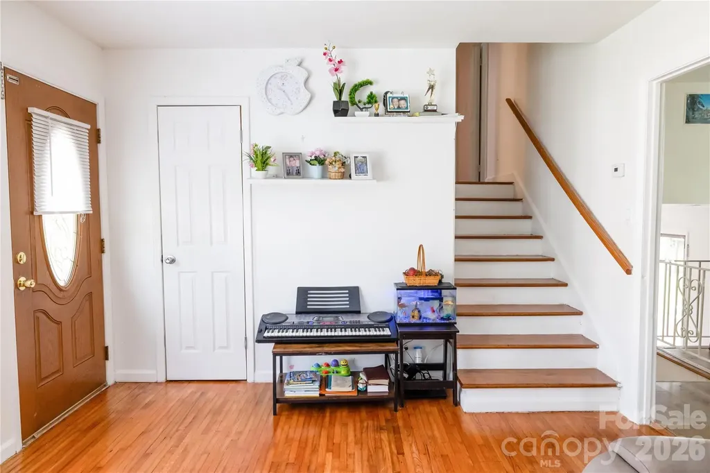2545 Cedarwild Road Charlotte NC 28212