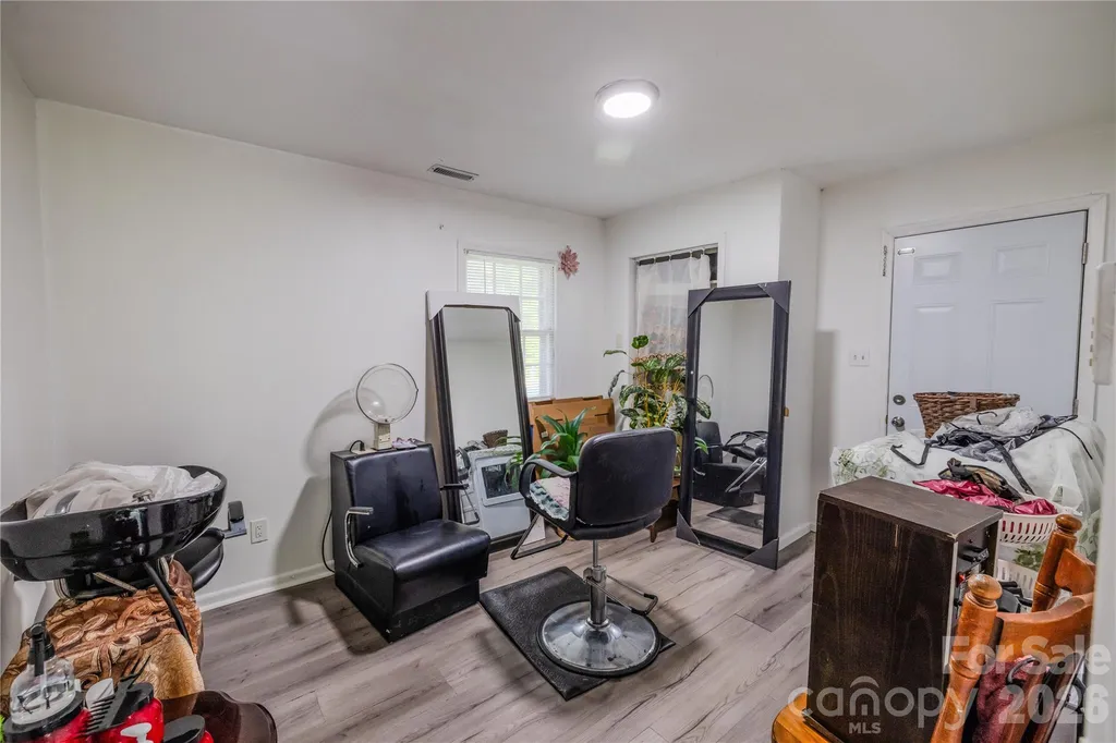 2545 Cedarwild Road Charlotte NC 28212