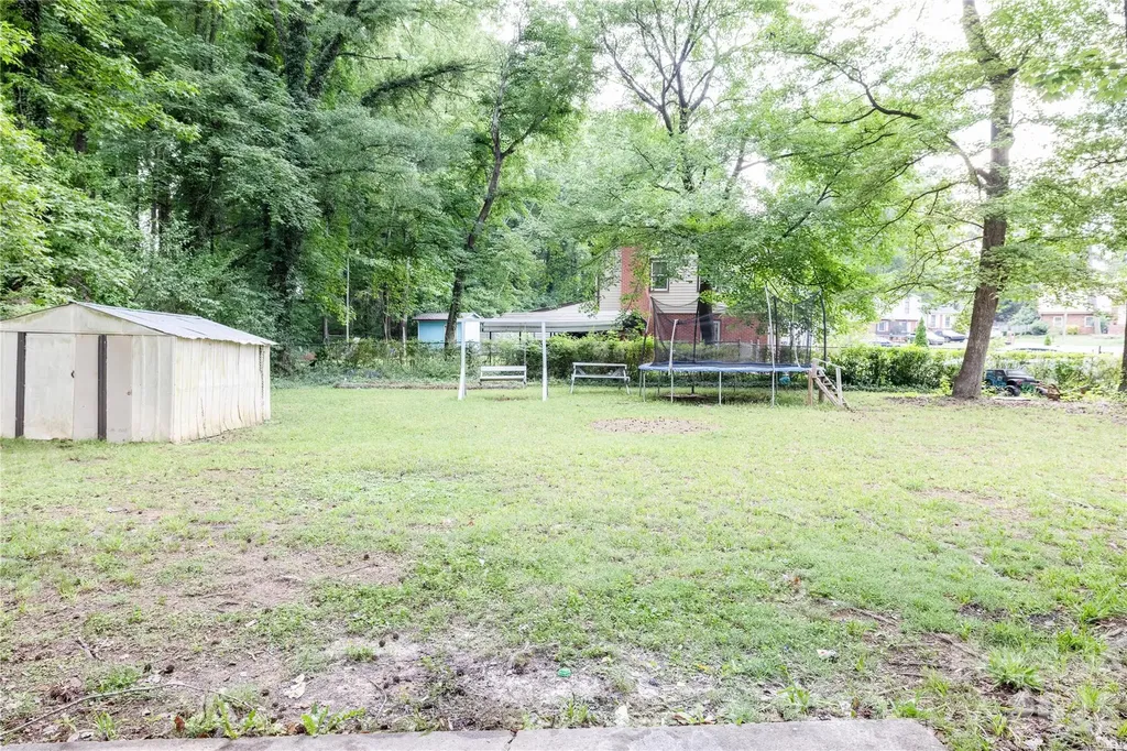 2545 Cedarwild Road Charlotte NC 28212