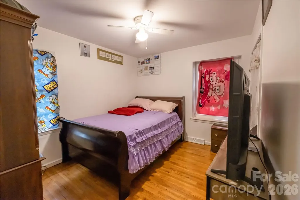 2545 Cedarwild Road Charlotte NC 28212