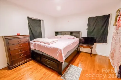 2545 Cedarwild Road Charlotte NC 28212
